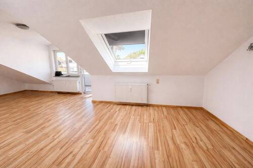 Wohn- Schlafzimmer - 1 Zimmer Etagenwohnung in Schorndorf