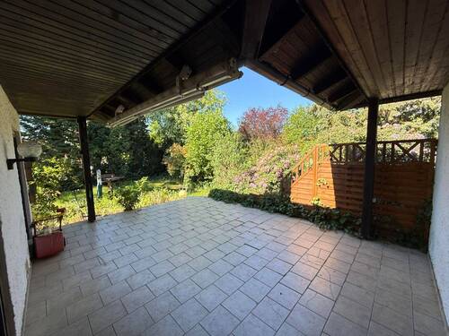 großzügige Terrasse - 