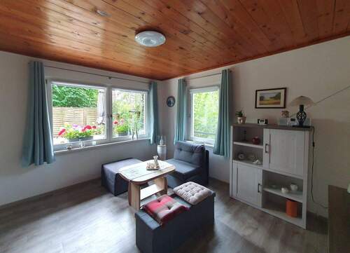 Wohn- und Schlafzimmer - 