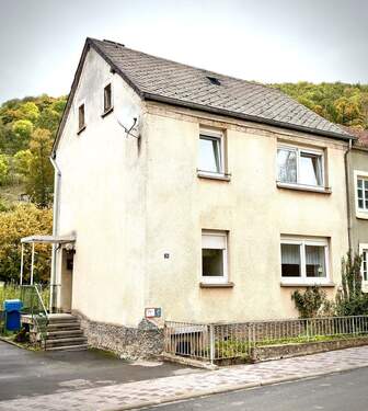 1-1.jpg - Kleines Einfamilienhaus mit Potenzial in Waxweiler – solide Basis für kreative Ideen!