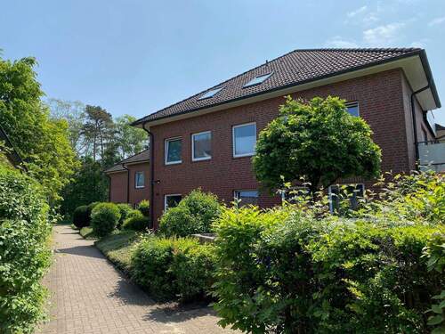 Föhrengrund 26-30, Außenansicht -8.jpg - Renovierte 1-Zimmer-DG-Whg. in ruhiger Wohngegend von Schneverdingen