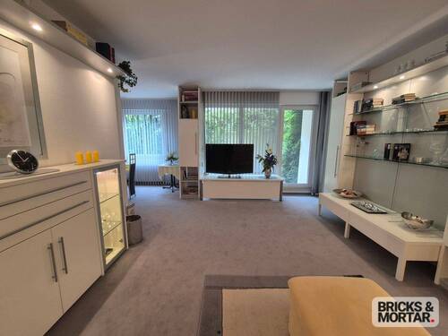 Wohnzimmer - 2 Zimmer Etagenwohnung zum Kaufen in Dresden