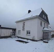 Vielfältige Nutzungsmöglichkeiten: Freistehendes Wohnhaus mit Anbau und Garage in Greifenstein - Greifenstein / Nenderoth