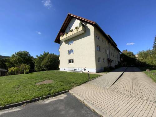 Seitenansicht - 2 Zimmer Etagenwohnung zum Kaufen in Kaulsdorf