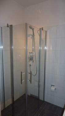 Dusche im Bad - 