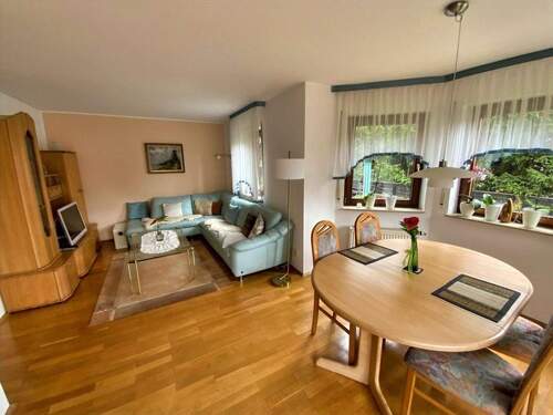 Wohn- und Essbereich - 