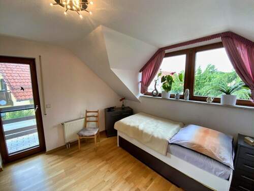 Zwei Schlafzimmer mit Balkon - 