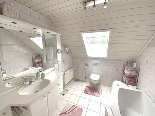 Tageslichtbadezimmer - 