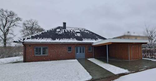 Eingangsseite - Einfamilien-Winkelbungalow in Wiegersen Neubau – Erstbezug