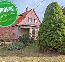 Liebliche Doppelhaushälfte mit Garten und Garagen in ruhiger Lage! - Frankenberg