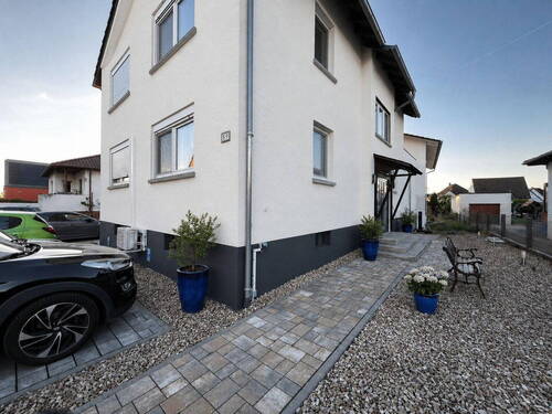 Bild 1 - 2 Familienhaus - 599.000,00&nbsp;EUR Kaufpreis, ca.&nbsp; 160,00&nbsp;m&sup2;&nbsp;Wohnfl&auml;che