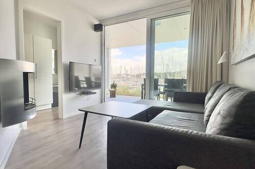 Wohnen mit Wasserblick - Etagenwohnung mit 52,00 m&sup2; in Lübeck zum Kaufen