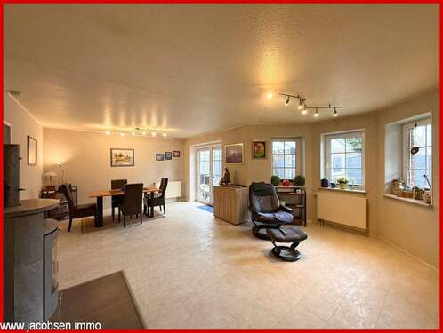 Wohn- und Esszimmer - 