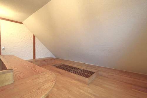 2.OG: Bettkasten DSC.JPG - 