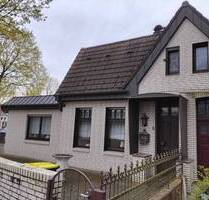 ***BÜSCHER IMMOBILIEN*** Charmante Doppelhaushälfte mit Erweiterung auf einem Eigentumsgrundstück im Gronauer (Westen)