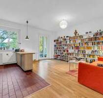 Bezugsfreie 3-Zimmer-Wohnung mit zwei Bädern und zwei Balkonen - Berlin Tempelhof