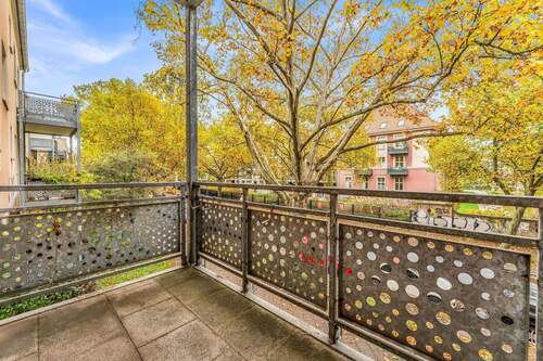 Balkon straßenseitig - 