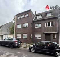 Dreifamilienhaus mit 3 Garagen auf großem Grundstück mit weiterem Baupotential in ruhiger Wohnlage - Alsdorf Schaufenberg