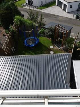 Gartenansicht vom Balkon im 1.OG - Reihenmittelhaus mit 138,50 m&sup2; in Calden zum Kaufen