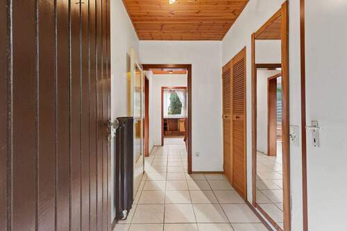 Eingangsbereich - 4 Zimmer Reihenmittelhaus zum Kaufen in Hamburg