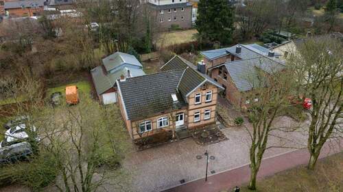 Hausansicht von vorne - 