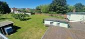 Blick vom Balkon in den Garten - 