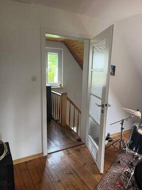 Flur-Treppenhaus.jpg - 