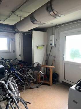 Keller mit Zugang in den Garten.jpg - 