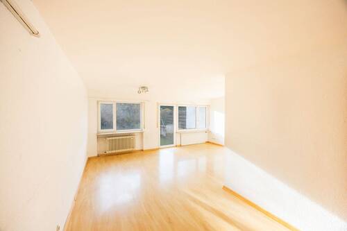 Wohn-/Essbereich - 5 Zimmer Reihenmittelhaus zum Kaufen in Freiberg am Neckar