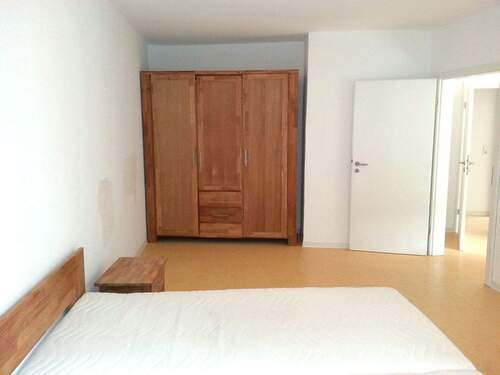 Geräumiges Schlafzimmer - 