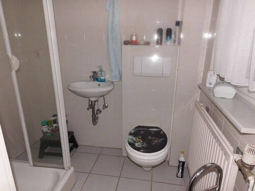 Gäste WC - Mehrfamilienhaus, Wohnhaus mit 111,00 m² in Oldenburg in Holstein zum Kaufen
