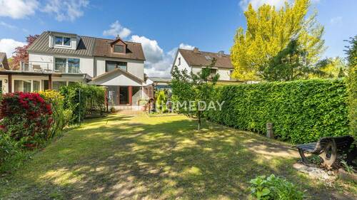 Garten 2 - Attraktive Doppelhaushälfte mit Wintergarten, Garage und EBK im Herzen von Schenefeld