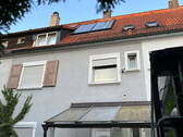 Vorderseite - Doppelhaushälfte in Ansbach - 330.000,00 EUR Kaufpreis, ca.  110,00 m² Wohnfläche