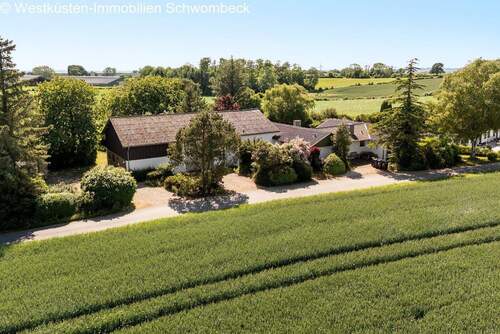 Luftbild - Geräumiges Landhaus auf Kegnæs in malerischer Lage mit vielen Möglichkeiten