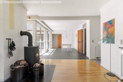 Wohnzimmer mit Ofen - 