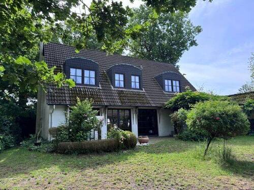 Ansicht Garten - 5 Zimmer Einfamilienhaus zum Kaufen in Lilienthal