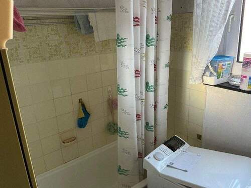 Bad mit Badewanne.jpg - 