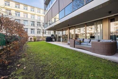 Eigener Garten mit Terrasse - 