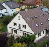 Großzügiges Zweifamilienhaus teilbar in zwei Eigentumswohnugen in Fürth-Unterfarnbach