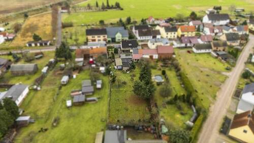 Vogelperspektive - Einfamilienhaus mit 130,00 m&sup2; in Wiesenburg zum Kaufen