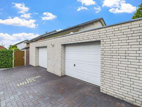 Garage - 