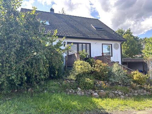 Vorderansicht - 5 Zimmer Einfamilienhaus zum Kaufen in Bergen