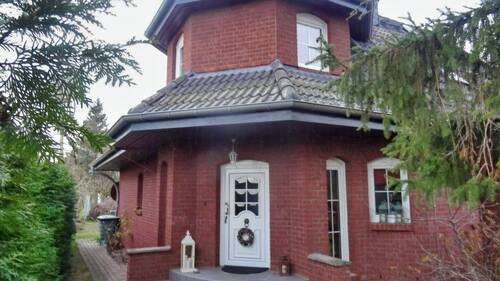 straßenseitige Ansicht - 