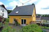 Bolsdorf 3.JPG - 4 Zimmer Mehrfamilienhaus, Wohnhaus in Hillesheim
