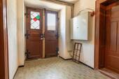 EG - Haustüre - Mehrfamilienhaus, Wohnhaus mit 360,00 m² in Stühlingen zum Kaufen