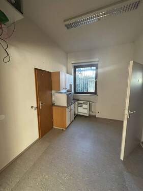 20251209_094332543_iOS.jpg - 