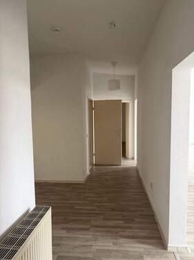 Diele - 3 Zimmer Etagenwohnung in Duisburg