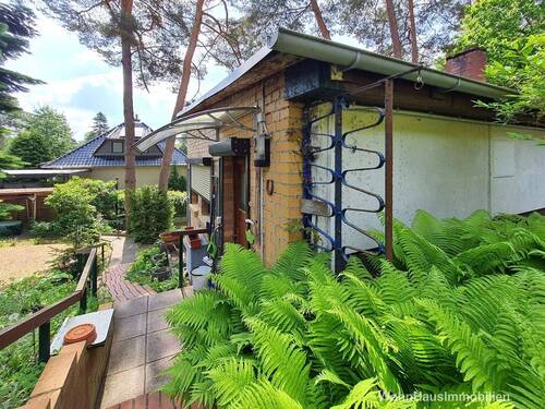 Treppenstufen zum Haus und zum Sitzplatz - 