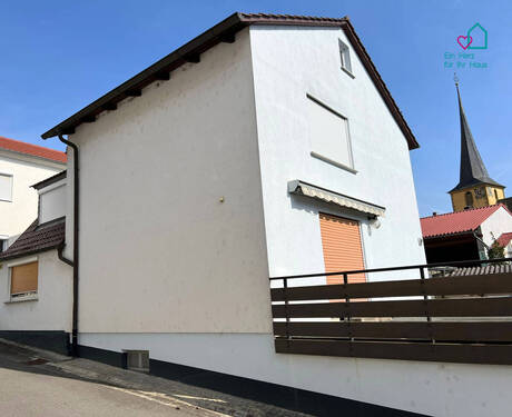 Strassenansicht seitlich - 