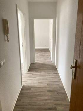 Flurbereich - Etagenwohnung mit 47,00 m&sup2; in Brandenburg an der Havel zur Miete